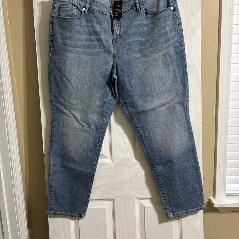 Torrid  size 22 Blue Ankle Cropped Jeans